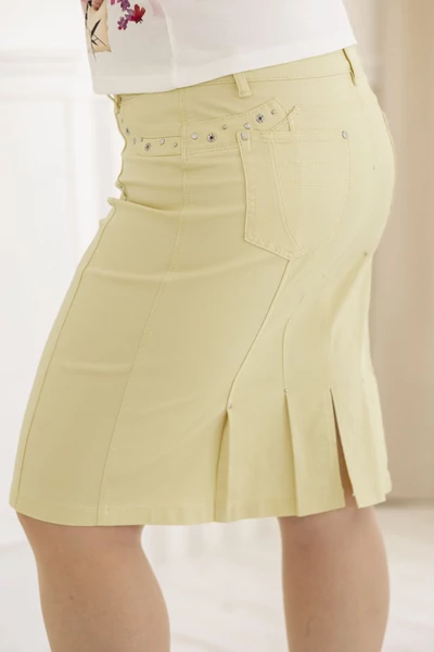 302 - halvány sárga